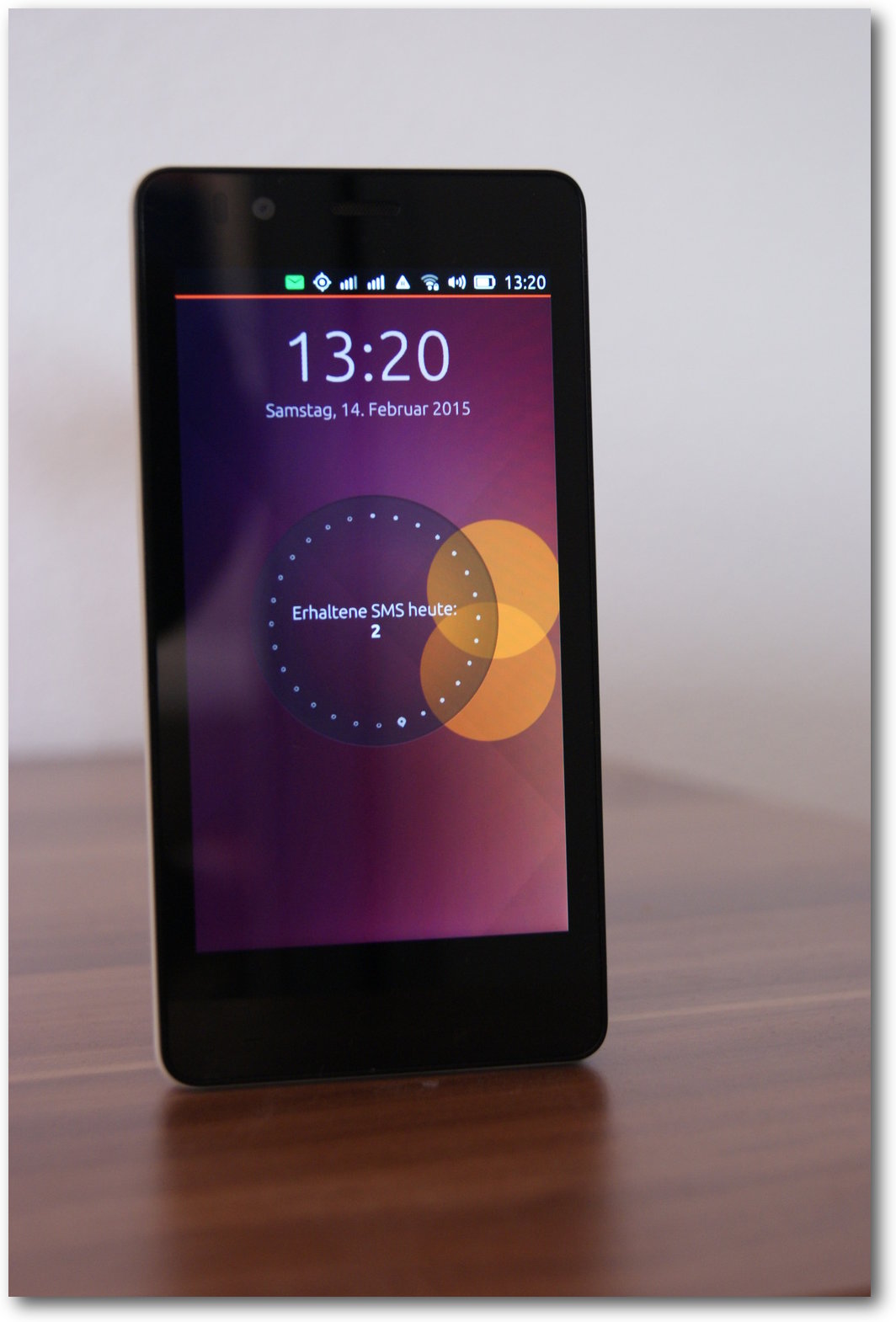 ubuntuphone_bq2.jpg